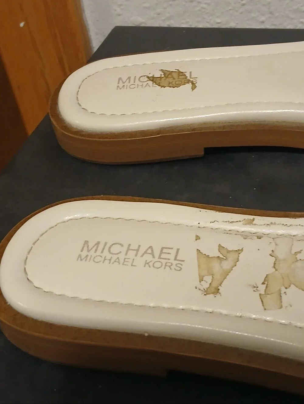 MICHAEL Michael Kors Beige Monogram Gold Chain Slide Sandals - Size 6M